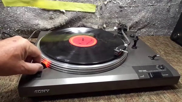 DEMO OF SONY PS-T3 TURNTABLE FOR SALE