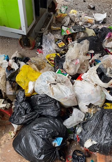 Penggunaan Abu Pembakaran untuk Paving Block