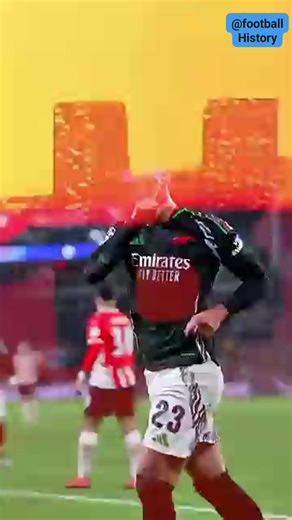 412K views · 5.6K reactions | The Tallest Footballer ⚽️ | football history | Facebook