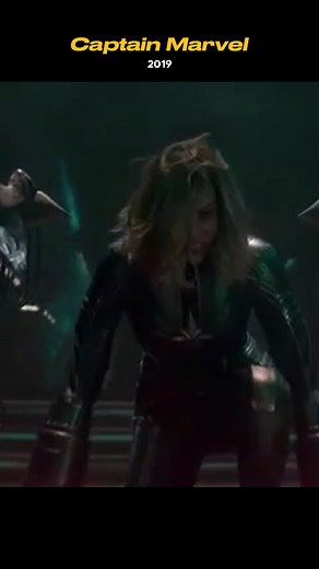142K views · 1.3K reactions |  Captain Marvel se libère… et plus rien ne peut l’arrêter ! ⚡ Dans Captain Marvel (2019), Carol Danvers (Brie Larson) brise enfin ses chaînes, aussi bien physiques que mentales, et débloque toute l’ampleur de ses pouvoirs. Face à l’Intelligence Suprême et aux Krees, elle réalise qu’elle n’a plus rien à prouver et embrasse pleinement sa véritable force. | Marvel-World.com | Facebook