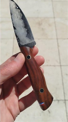 Forging a San-Mai Knife: Wrought Iron & Old File. Walnut handle with French details 🇫🇷