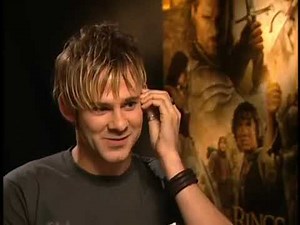 Elijah Wood - Wig interview