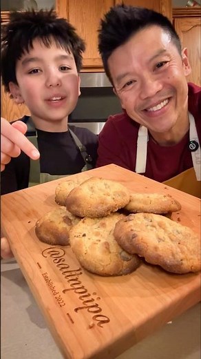 Peanut Butter Chocolate Chip Cookies #cookies #peanutbuttercookies #peanutbutter #easyrecipe