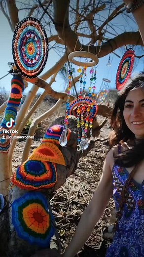 AtrapaSol Prisma: Móviles de Crochet Únicos