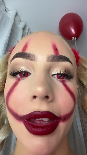 Sexy Clown Makeup Tutorial for Halloween