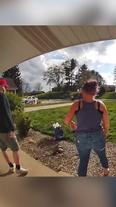 New neighbor offers unexpected kindness after her husband left her and the kids ❤️ | Some Good Moment