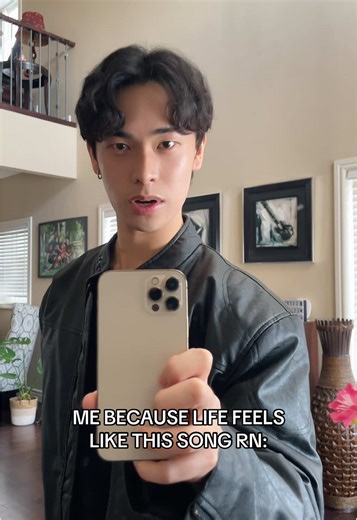 Mastering the Middle Part Hairstyle for Every Occasion