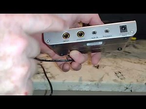 Unboxing MOOER PE100 Portable Desk Top Guitar Multi Effects with 198 presets, 36 effects