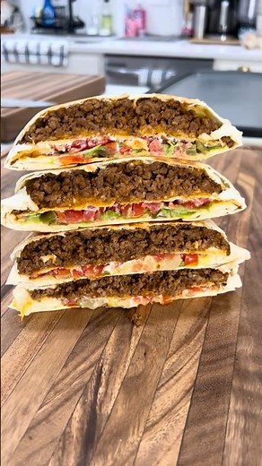 The BEST Homemade Crunchwrap Supreme!