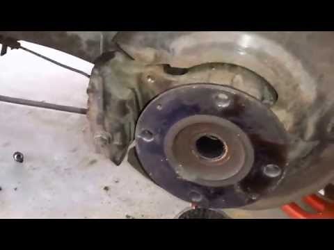 Rear Axle Bearing Removal