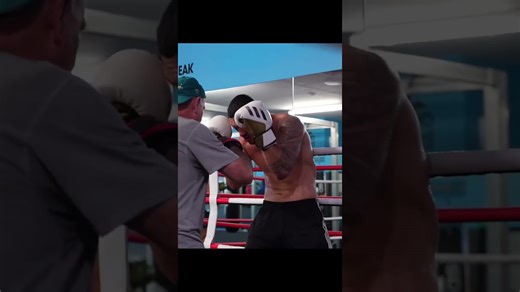 Power from down under🇦🇺💥🥊 | Jai Opetaia displays savage counter hook during catch & shoot drill