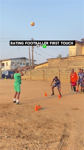 Rating footballer first touch ⚽️😂