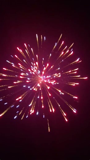 Tremendous 24 mortar shell fireworks