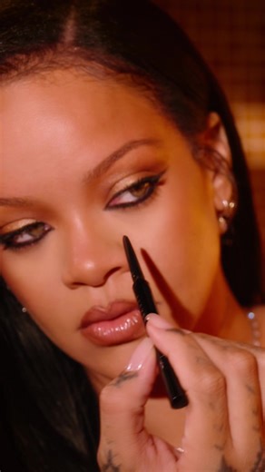 Sharp lines, zero effort. @Fenty Beauty Fine Linez Eyeliner = precision that doesn’t play around ✨ Ultra-fine tip, bold payoff, all-day hold — because your liner should hit every time.