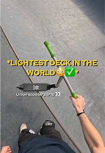 WORLDS LIGHTEST DECK?!😳✅#scooter #scootertricks #skatepark #foryoupage