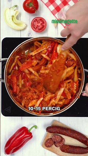 Kolbászos-tojásos lecsó | Mindmegette.hu