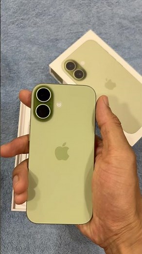 iPhone 17 Unboxing & Review | Apple iPhone 17 Sage Green 🌿Unboxing #shorts #iphone #iphone17 #tech