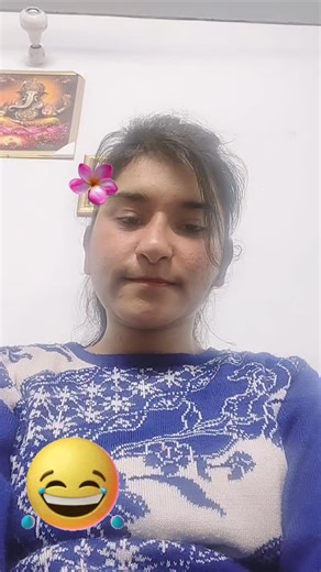 Simran narang on Instagram: "Maine bhi trend follow kar liya 🙂"