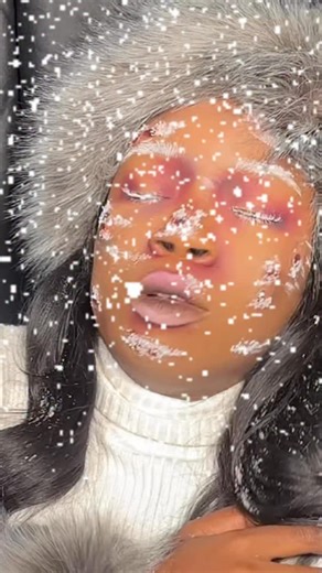 Wee Nippy Innit🧊🥶 🩵frostbite makeup using @Mehron Makeup #beauty #frostbitemakeup #christmassfx #frostbitesfx #christmasmakeup | Shunti Slays