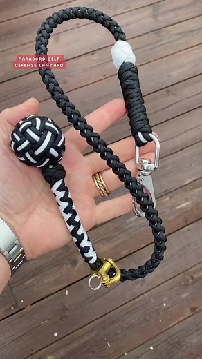 Goobe knot paracord get back whip. #handmade #paracord #selfdefense #harleydavidson #edc #cocacola #pepsikickoffshow