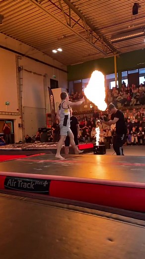 Incredible Triple Layout by Ethan Tumbler at Face Off Norway