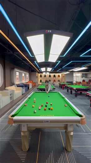 his Chinese 8-Ball Table Is Built Different #billiards #pooltable #factorydirect #madeinchina