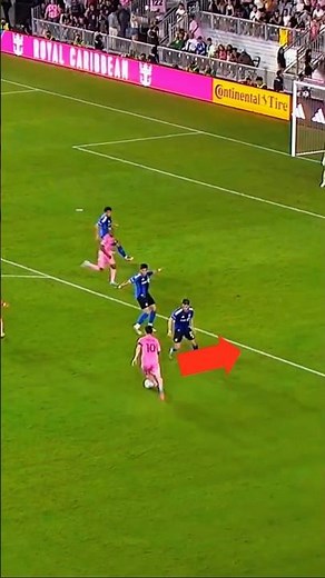 Messi Knuckle 😱 #football #messi #shorts