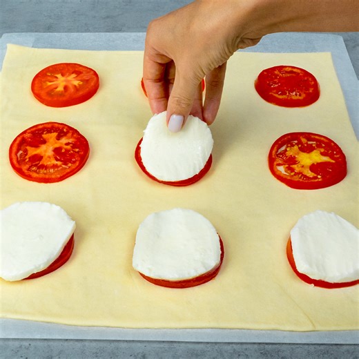 599K views · 1.6K reactions | Forget all the recipes! This is the most delicious appetizer I've ever eaten! Ingredients: puff pastry: 350 g (12 oz) tomatoes: 2 pc mozzarella: 200 g (7.1 oz) oregano: 5 g (0.2 oz) puff pastry: 350 g (12 oz) milk: 30 ml (1 fl oz) Sauce: mayonnaise: 100 g (3.5 oz) ketchup: 50 g (1.8 oz) chilli pepper: 1 pc smoked bacon: 100 g (3.5 oz) | Appetizing.tv | Facebook