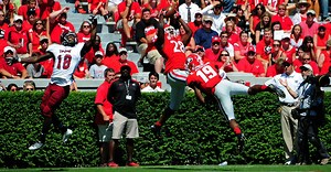 The best photos from the Troy-Georgia game
