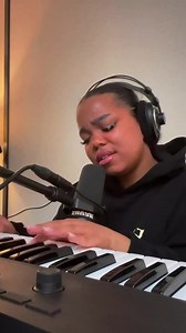 4.4K views · 674 reactions | i don't wanna cry these tears with my daddy's eyes  https://ZoeWees.lnk.to/DaddysEyes | Zoe Wees | Facebook