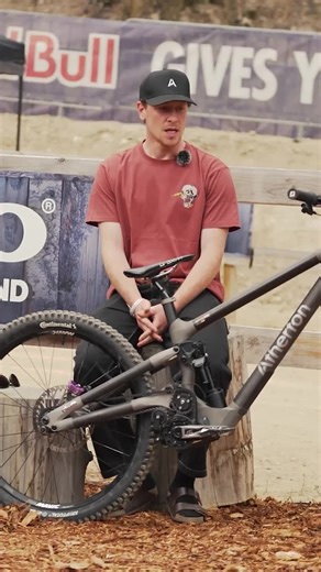 With jumps that big, it's easy to forget Hardline is still a race 🏁 . Watch on YouTube! 🔗👉 LINK IN BIO . #gmbntech #gmbn #mtb #mtbtech #globalmountainbikenetwork