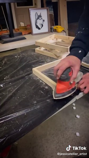 DIY Tutorial: Rustic Wooden Frame Crafting