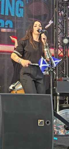Amy Macdonald cover of The Glen at TRNSMT 2024 — Glasgow Green performance