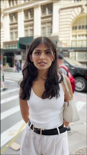 What’s your go-to email sign off? 💌 #Shorts