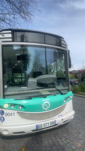 Édit sur le bus la traverse Paris