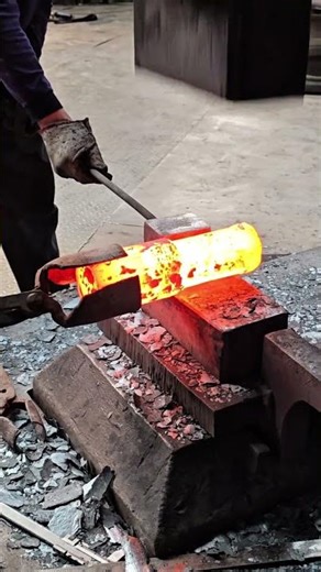 Gear Axle Forging Blacksmith Craftsmanship