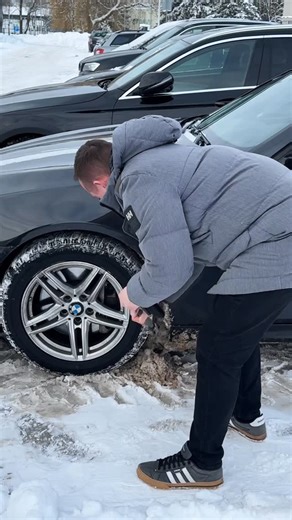 @autofirma_raivo on Instagram: "Kā ziemā kļūt par mūsu mīļāko klientu?☃️ #AutofirmaRaivo"