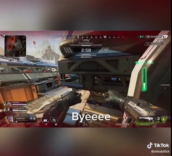 but why 🥺 #apex #apexlegends #apexclips #valkyrie