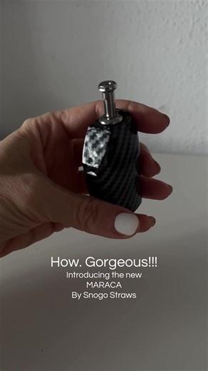 Video di SNOGO Straws • scoop • cacao (@snogostraws) con Falling for You - Devin Kennedy