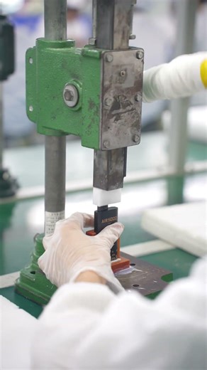 🛠️ Precision at its best. #sp2stech #coolgadget