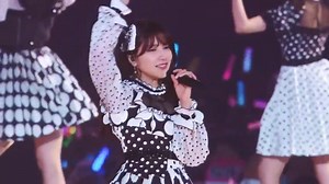 AKB48 - Overture & Flying Get フライングゲット Tandoku Concert ~Jabajatte Nani~