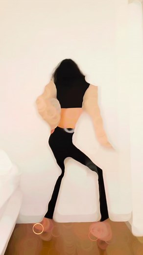 Hello, I’m the alien siren Chris Marmolejo 👽⭐️🧜‍♀️🛸🐚 #music #loveagain | Chris Marmolejo