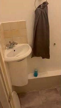 R2SA/SL 3 Bed Semi Detached House in Purley CR8