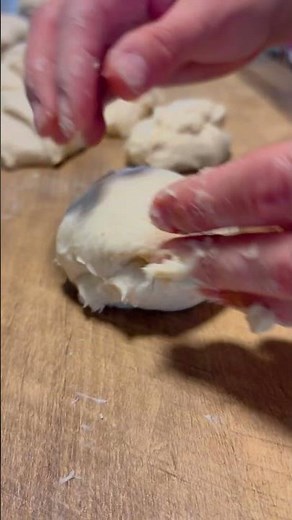 Shaping sourdough buns #sourdough