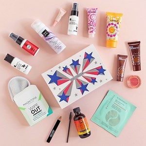 From Real Chemistry Fresh-Start Foaming Cleanser to Magnitone Eco-Friendly Microfibre Cleansing Cloth, here are all of the products that could make their way into your Birchbox this month, in one of these two box designs. Subscribe now!👉🏻 https://bit.ly/JuneBirchbox_bbuK ⠀⠀⠀⠀⠀⠀⠀⠀⠀ An update on your deliveries 📦 We’ve had to make some changes to how we build and ship your box in order to keep all of our teams safe. These safety measures continue to cause delays. 👉If your payment was taken on 
