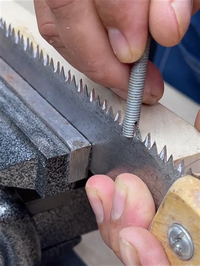 Millions Don't Know This - Sharpen A Dull Saw Blade To An Unbelievably Sharp Edge !!! #fbreelsfypシ゚viralシ #reelsvideoシ #fbreelsfypシ゚ #fbreels #fb #shorts #short #fblifestyle #fbreelsfypシ゚viralfbreelsfypシ゚viral #shortreel | King Tricks & Tools
