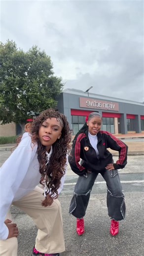 Experience the Intensity of Thunderstorms