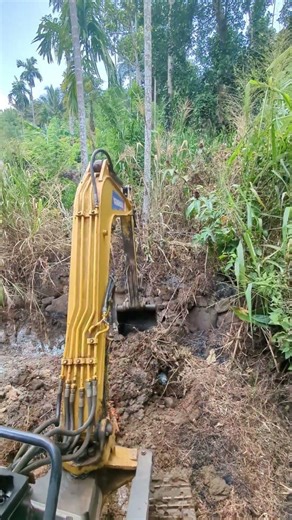 Watch the Ground Disappear! ⚡ POV