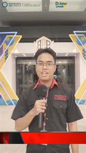 Dokter UNAIR TV on Instagram: "DokterUNAIRTV x LINGUA di Airlangga Education Expo (AEE) 2026! 🎉 Mengangkat tema “Dokter Jawa, booth FK Unair tahun ini menghadirkan berbagai pengalaman menarik yang bisa kamu coba, dari nyobain belajar Basic Life Support dan cek mental health kamu, bisa foto-foto ala vintage juga di photobooth kedokteran! 💡🎮✨ Yuk, datang dan temukan pengalaman seru bersama kami di AEE 2026! Lingua Nawala Samudra 2026 Aksara, Muara, Segara #AEE2026 #FKUnair #DokterUnairTV #Lingu