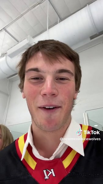 Which New Mexico Ice Wolves player do you want to pass the phone too?? #hockey #nahl #hockeyboys #passthephonechallenge #fyp #juniorhockey #HowlAsOne